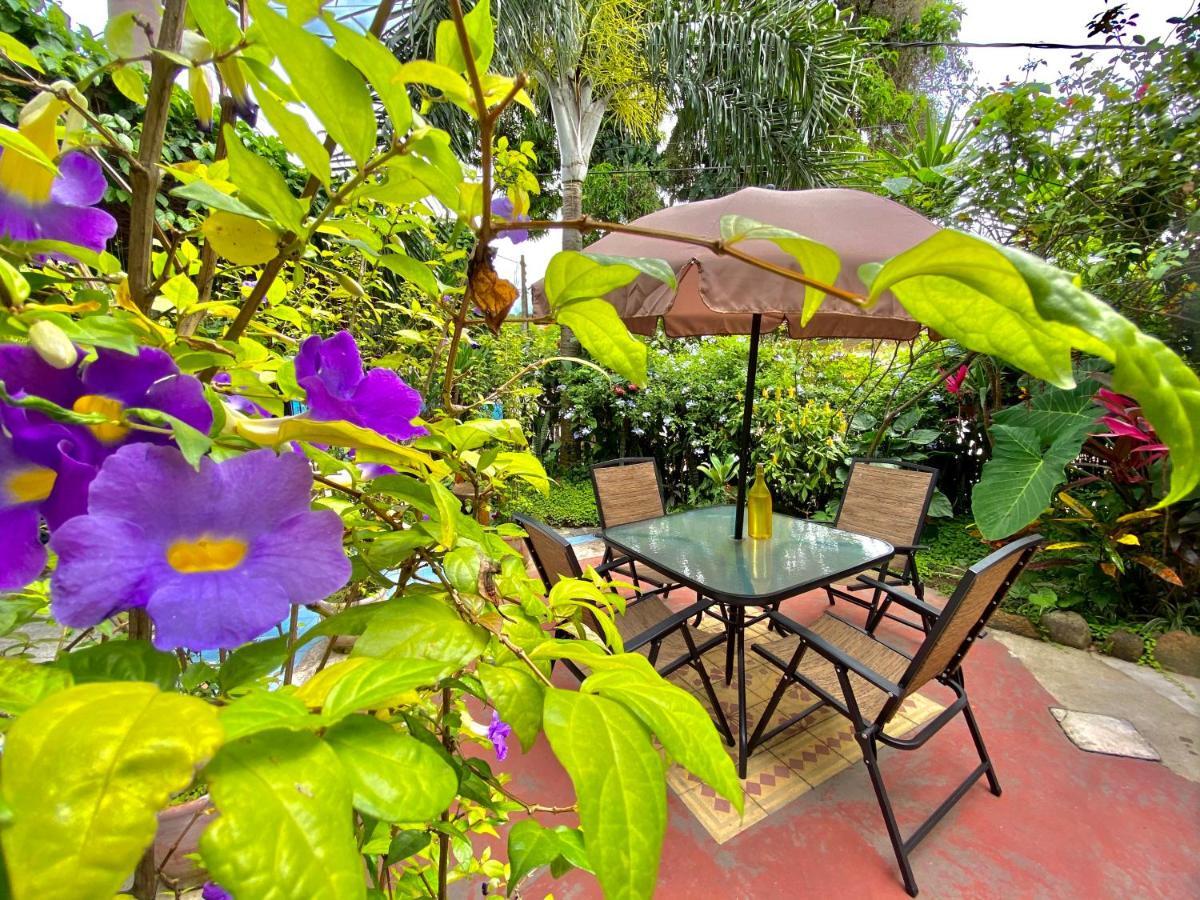 Vila Pequea Ilhabela Buitenkant foto